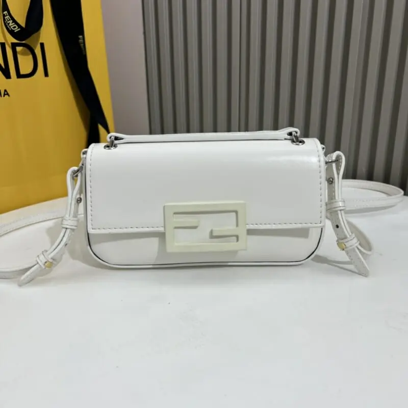 fendi aaa qualite mini sac a main pour femme s_12465b6